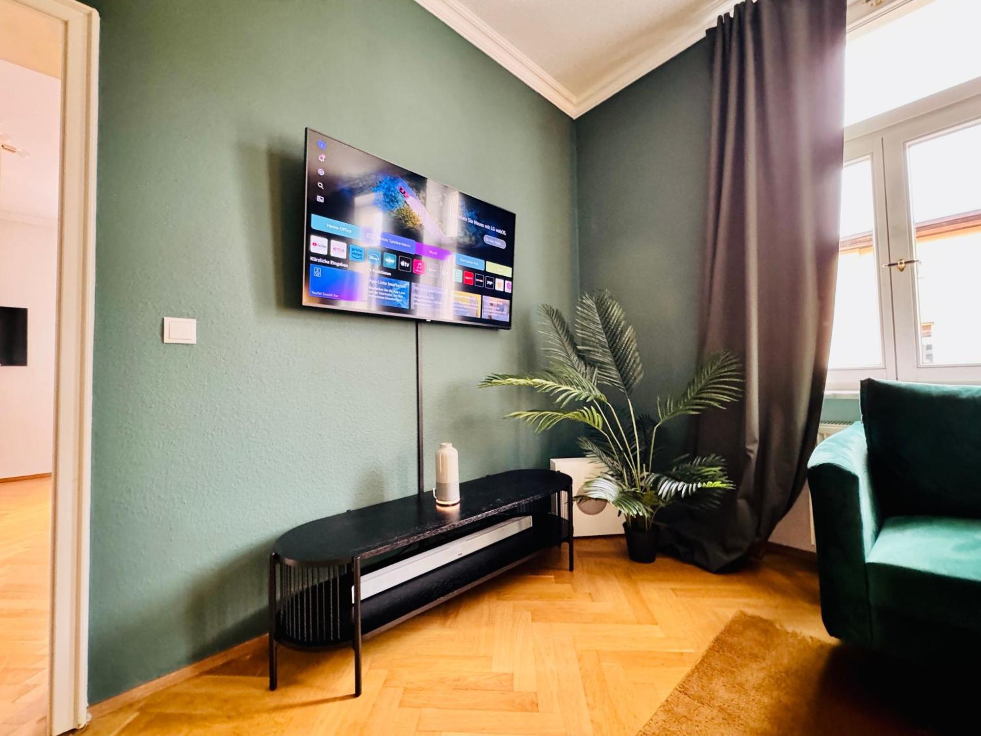 Rebelrents #4 Design Trifft Komfort - Einzigartiges Ferienapartment In Der Nahe Des Hauptbahnhofs Halle  Buitenkant foto
