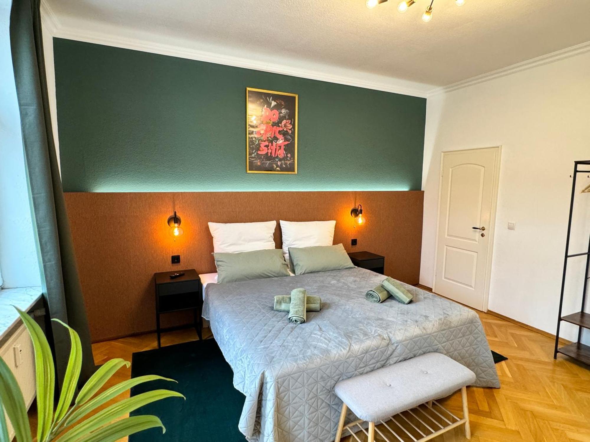 Rebelrents #4 Design Trifft Komfort - Einzigartiges Ferienapartment In Der Nahe Des Hauptbahnhofs Halle  Buitenkant foto