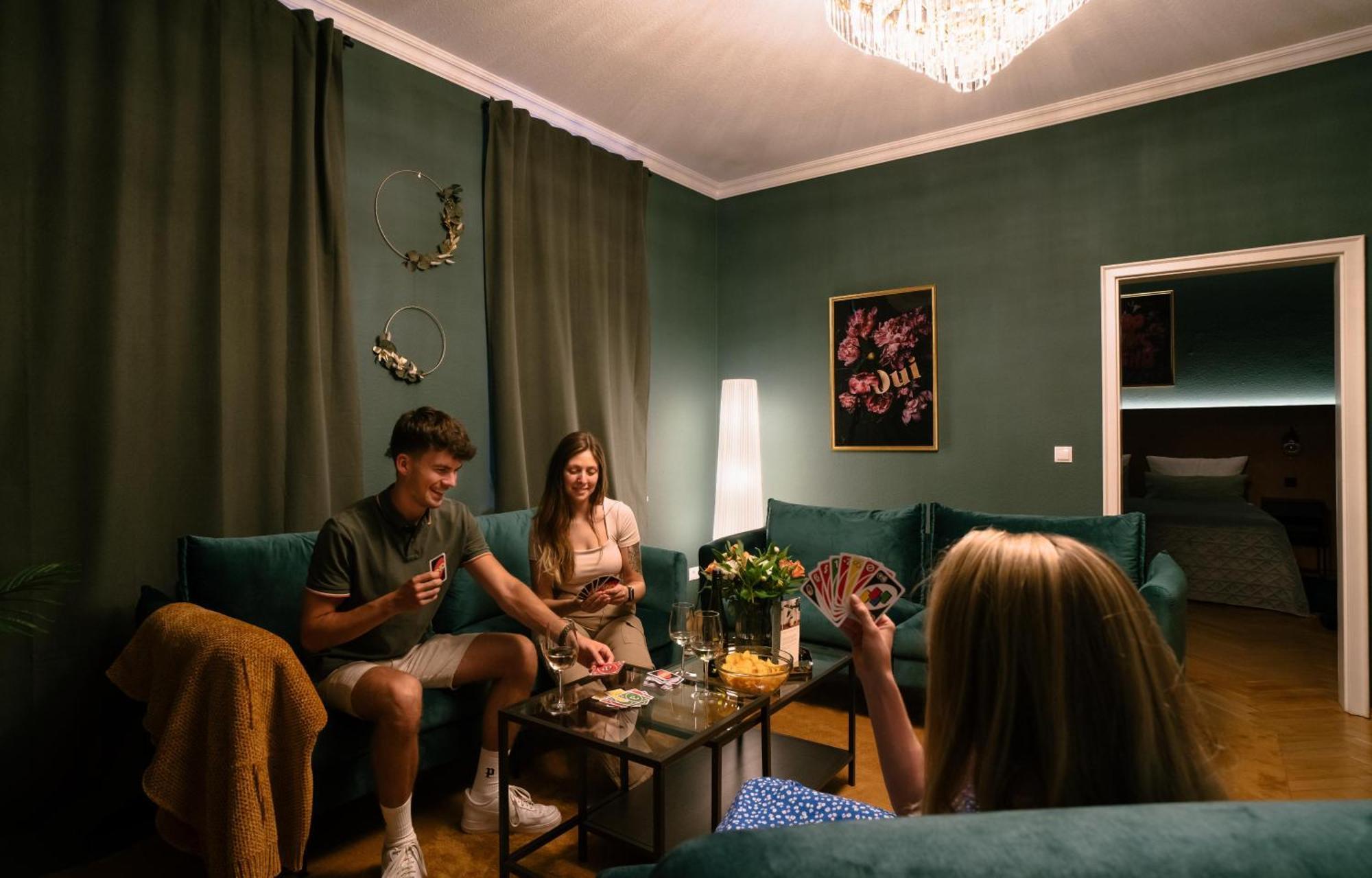Rebelrents #4 Design Trifft Komfort - Einzigartiges Ferienapartment In Der Nahe Des Hauptbahnhofs Halle  Buitenkant foto